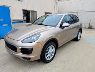Used 2015 Porsche Cayenne Diesel image 1