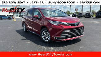 New 2025 Toyota Sienna Limited image 1