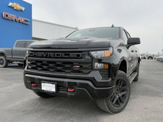 New 2025 Chevrolet Silverado 1500 Custom Trail Boss w/ LPO, Dark Essentials Package image 1