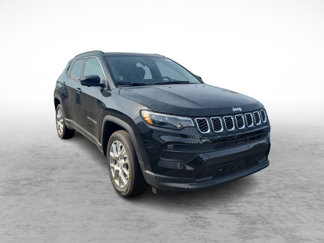 New 2024 Jeep Compass Latitude w/ Sun and Sound Group image 1