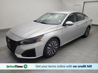 Used 2023 Nissan Altima 2.5 SV image 1
