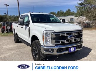 New 2025 Ford F250 XLT image 1