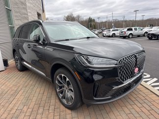 New 2025 Lincoln Aviator Reserve image 1