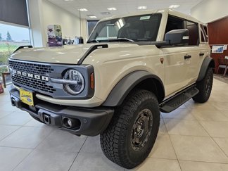 New 2025 Ford Bronco Badlands image 1