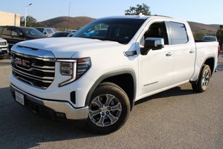 Used 2024 GMC Sierra 1500 SLT image 1