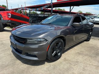 Used 2017 Dodge Charger SXT image 1