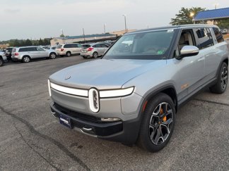 Used 2023 Rivian R1S Adventure image 1