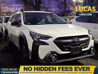 Used 2025 Subaru Outback Premium image 1