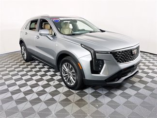 Certified 2025 Cadillac XT4 Premium Luxury image 1