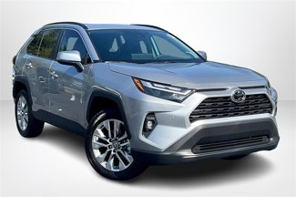 Used 2025 Toyota RAV4 XLE Premium image 1