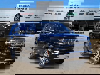 New 2025 Jeep Grand Wagoneer 4WD w/ 8-Passenger Seating Package image 1