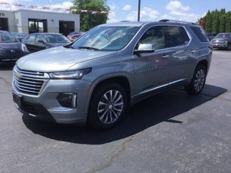 Used 2023 Chevrolet Traverse Premier w/ LPO, Floor Liner Package image 1