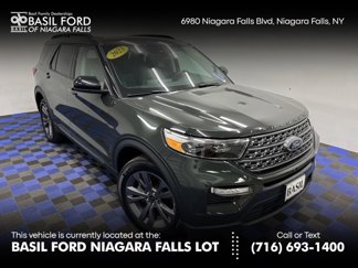 Used 2023 Ford Explorer XLT image 1