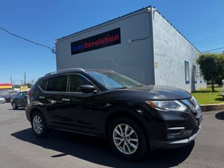 Used 2018 Nissan Rogue SV image 1