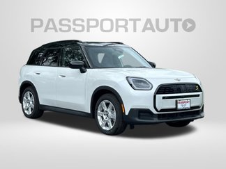 New 2025 MINI Cooper Countryman SE image 1