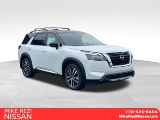 New 2025 Nissan Pathfinder Platinum image 1