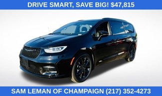 New 2026 Chrysler Pacifica Limited w/ S Appearance Package image 1