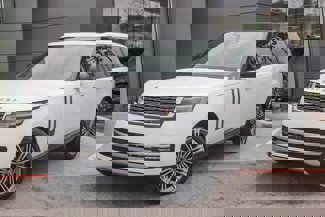 New 2025 Land Rover Range Rover Long Wheelbase SE image 1