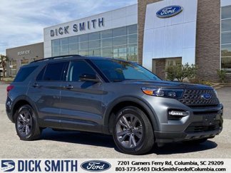 Certified 2024 Ford Explorer XLT w/ Equipment Group 202A image 1