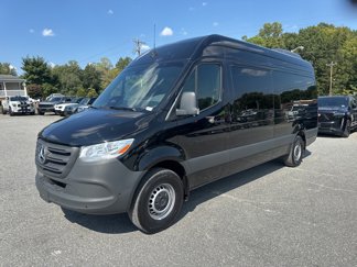 Used 2025 Mercedes-Benz Sprinter 2500 image 1