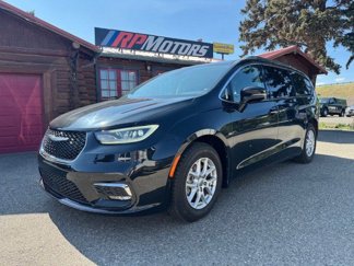 Used 2021 Chrysler Pacifica Touring-L image 1