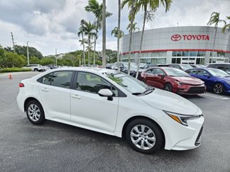 Used 2024 Toyota Corolla LE image 1