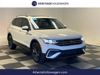 Certified 2024 Volkswagen Tiguan SE image 1