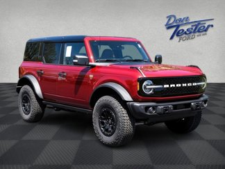 New 2025 Ford Bronco Badlands w/ Sasquatch Package image 1