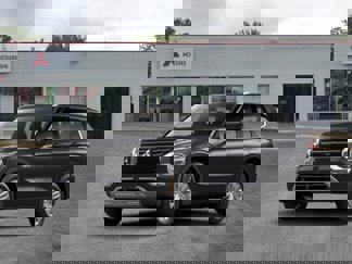 New 2025 Mitsubishi Outlander SE image 1