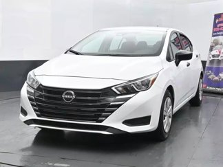 Used 2024 Nissan Versa S image 1