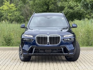 New 2026 BMW X7 xDrive40i w/ M Sport Package video 2