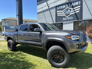 Used 2023 Toyota Tacoma TRD Off-Road image 1