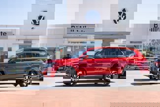 New 2025 Volkswagen Atlas SEL image 1