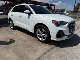 Used 2020 Audi Q3 2.0T Premium w/ Convenience Package image 1