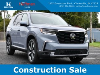 New 2025 Honda Pilot Touring image 1