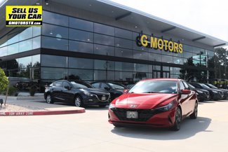Used 2022 Hyundai Elantra SEL image 1