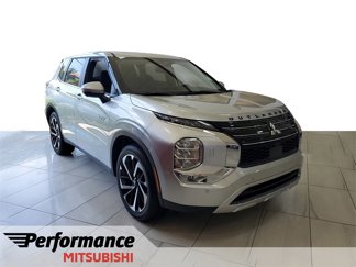 New 2025 Mitsubishi Outlander SE image 1