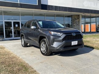 Used 2024 Toyota RAV4 XLE image 1