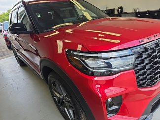 Certified 2025 Ford Explorer ST-Line w/ ST-Line Street Pack image 1