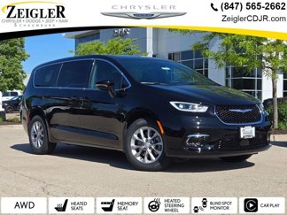 New 2025 Chrysler Pacifica Select image 1