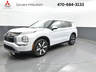 New 2025 Mitsubishi Outlander SE image 1
