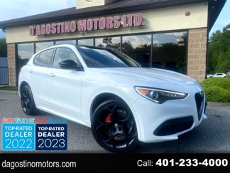 Used 2022 Alfa Romeo Stelvio Veloce image 1