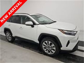 Used 2025 Toyota RAV4 XLE Premium image 1