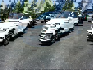Used 2019 Lincoln Nautilus Reserve image 1