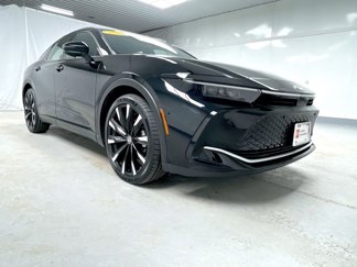 Certified 2024 Toyota Crown Platinum image 1