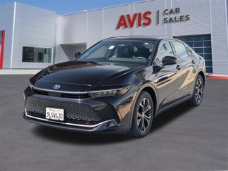 Used 2024 Toyota Crown Limited image 1