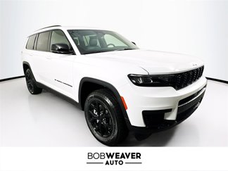 New 2025 Jeep Grand Cherokee L Laredo image 1
