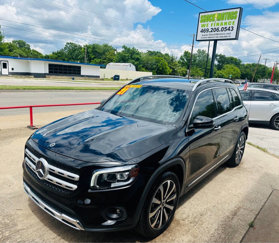Used 2021 Mercedes-Benz GLB 250 w/ Premium Package image 1