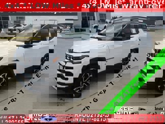 Used 2024 Jeep Compass Limited image 1