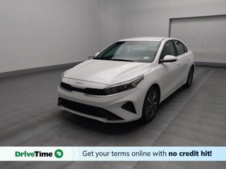 Used 2023 Kia Forte LXS image 1